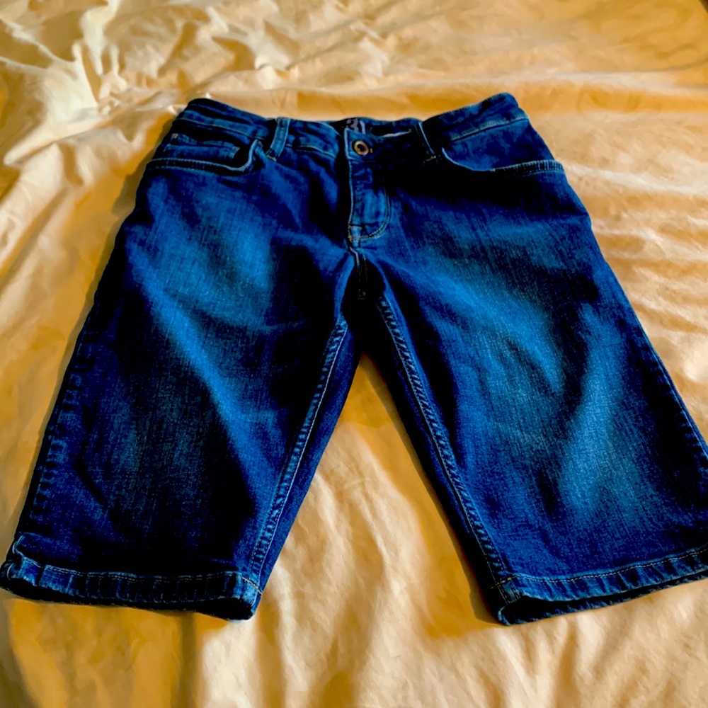Men’s Bermuda length jean shorts
